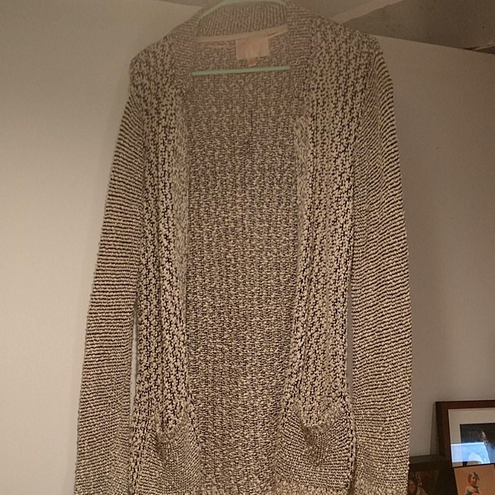 SKIES ARE BLUE MEDIUM KIDS SWEATER